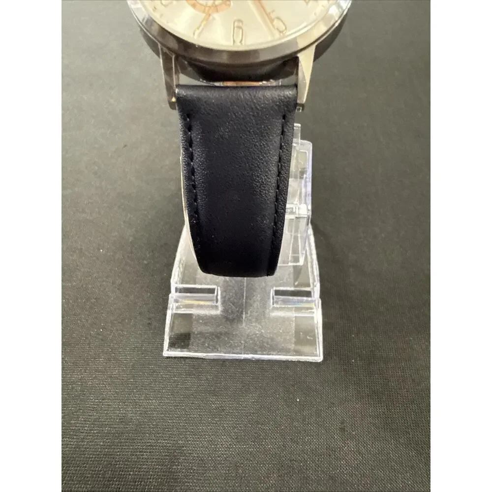 Fossil es 3749
